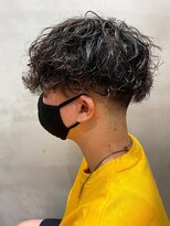 ヘアーズ ゼノン ルクアイーレ店(HAIR'S ZENON)&nbsp;ローフェード × ツーブロック