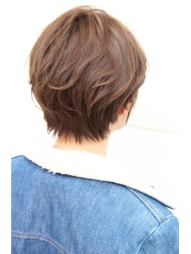 レウナ 外苑前(Reuna) 20代30代40代大人可愛いショートボブ　ショート