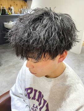 クオル 立川(QOL) ボリュームアップツイスパ/刈り上げ/ツイストスパイラル