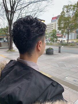 ハイストリートヘア(High street Hair) ビジネススタイルもワンアクセント