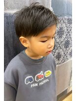 ディ グラント(D GRANT)&nbsp;★お洒落キッズ☆ツーブロックアシンメトリー風スタイル☆