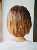 美髪逆三角切りっぱなしボブエアリーロングピンクブラウン