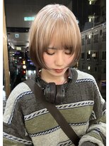 ソソ(soso)&nbsp;【soso 伊勢田】ミニボブ×ルーツカラー【横浜/ブリーチ】
