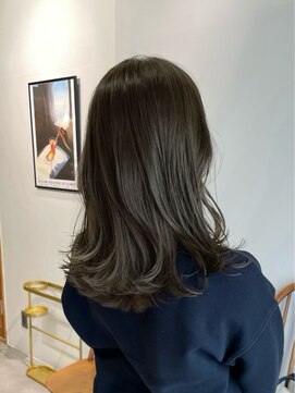 ニール 名古屋 伏見 丸の内(NEELU) 【Neeluscuro_take】ハーフブリーチで作るオリーブベージュ