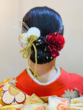 サロンドアンジェ 〈成人式〉着付け・ヘア・メイク・レンタル全部一式☆