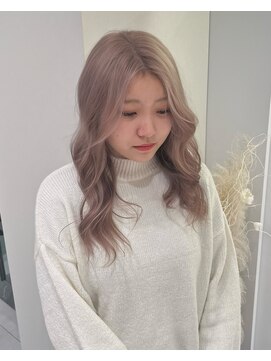 ルイス 喜連瓜破(Luis) ホワイトミルクティー