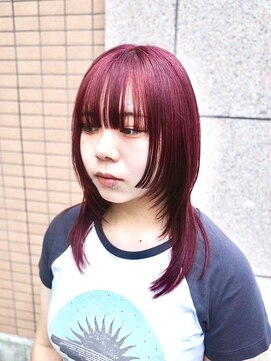 ノブレス(NOBLESSE) ミディアムウルフ/レッドカラー