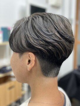 スナリー(Snaly) ダブルカラー/ミルクティー/刈り上げ/ハンサムショート