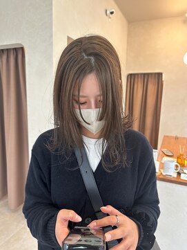 イルプロム 御厨店(illuprom.) オリーブベージュ