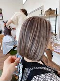 すじ感！コントラストたっぷり！バレイヤージュ♪