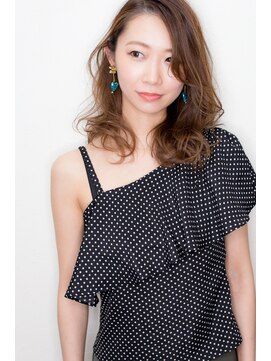 クシュ 所沢西口プロぺ通り(kusyu... ) イメチェンホワイトブロンド外ハネボブ美髪ワイドバング韓国黒髪