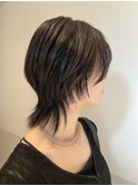 動きと抜け感◎髪質改善ウルフカット
