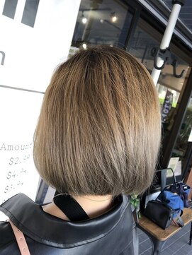 ルミ ツー 横浜駅店(Lumi 2) 丸みボブ/ミルクティーグレージュ/Lumi2横浜