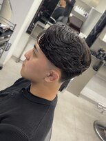 グルーマーズトウキョウ(GROOMER/S TOKYO)&nbsp;men's/メンズ/刈り上げセンターパート/ニュアンスパーマ