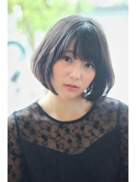 ビーワールド(B WORLD) 大人の黒髪ナチュラルボブ【 藤枝/髪質改善/カラー】