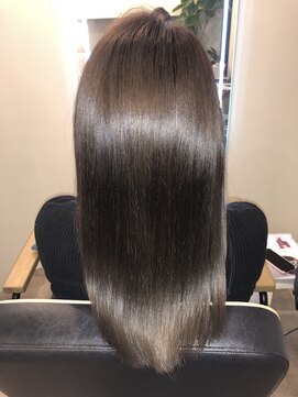 アールサロン アオヤマ(Rr SALON AOYAMA) サファイアストレート