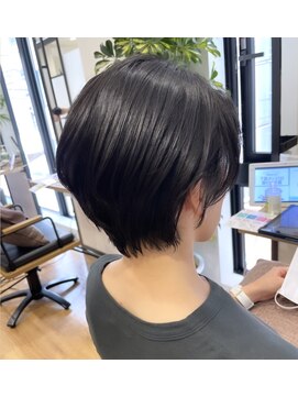 リアントウキョウ(Lian.Tokyo) 大人キレイめ襟足すっきりショートヘア