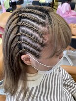 髪技空間アノン(anon) コーンロウ