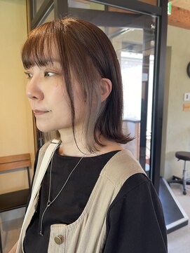 コモレビ(komorebi) 【嶋崎翔】脱白髪染め×インナーカラー