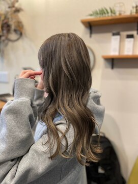 サラームツジ(SALLAM TSUJI) 艶髪カラー