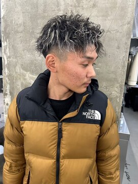 キング 枚方店(K!ng) 縮毛矯正髪質改善ハイライトレイヤーカット枚方美容室エクステ