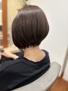 ヘアースタジオ ゼン カロン(Hair studio Zen kalon) ミセス/ショートボブ/イルミナカラー/髪質改善/アマトラ/烏丸