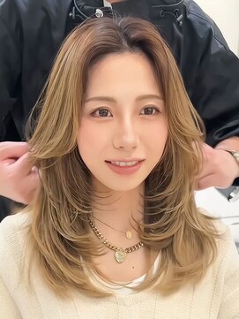 ヨロ 小岩(YOLO) ハイライトレイヤーカットダブルカラーイルミナカラー縮毛矯正