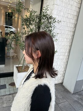 ブラウンカラー