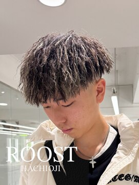 ルースト 八王子店(ROOST) イナズマツイスト