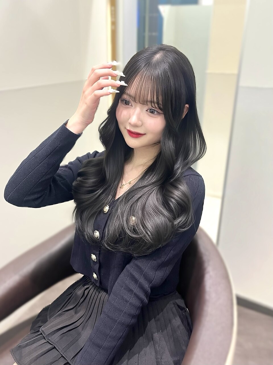 2026年春】グレーブラックの髪型・ヘアアレンジ｜人気順