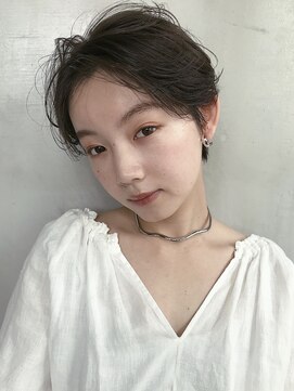 キラ 渋谷(KILLA) 丸みショート黒髪ベリーショート無造作カール