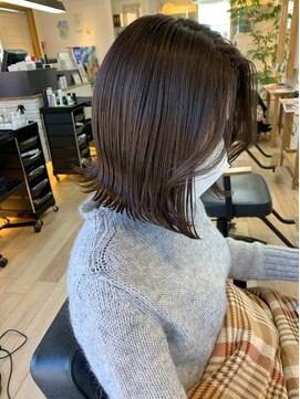 オーシャン(Ocean) [OCEAN Hair&Life藤原純] シークレットハイライト外ハネボブ☆