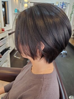 ノッティングヒル ヘアーアンドユー(NOTTINGHILL hair&you)の写真/毛流れや髪質に合わせたスタイルをご提案！スタイルチェンジならNOTTINGHILLにお任せください♪