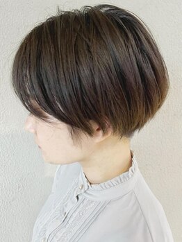 ユーリ(JUURI)の写真/美しいシルエットとラインがあなたの魅力を引き出すショートヘア♪トレンド感のある素敵な仕上がりに◎
