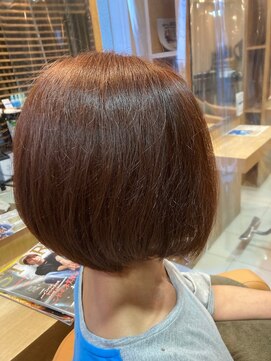 ヤマギワ(yamagiwa) 前髪なしふんわりボブ