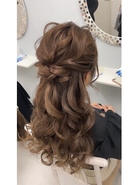 シェリング(Chering) ハーフアップ