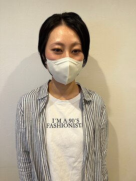 モクベル(mokbell) 黒髪ベリーショートで涼やかに