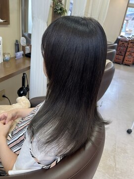 コアフィールフィス(COIFFURE fils) 《見附　今町》M3Dインナーカラー　顔まわりレイヤーロング