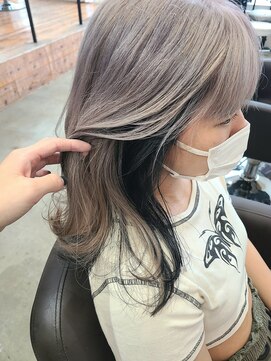 エイト オキナワ 沖縄新都心店(EIGHT okinawa) 逆インナーカラー