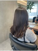 【小岩井美希】大人の艶感たっぷりグレージュカラー