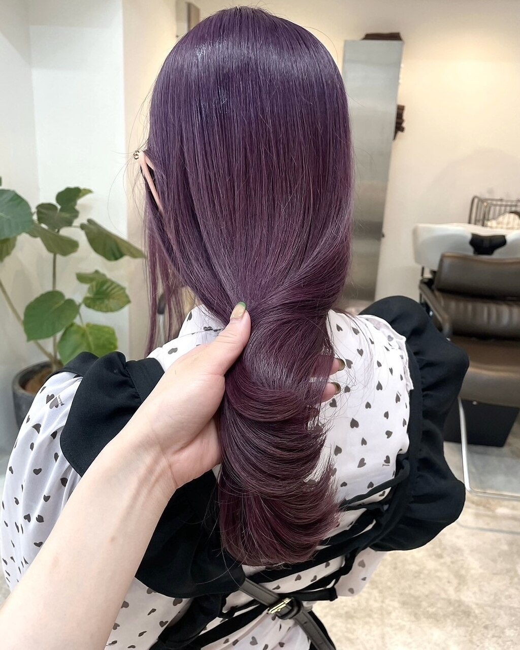 ボルドーカラーピンクラベンダーカシスカラー暖色ダブルカラー