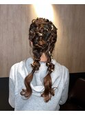 お出かけ前パーティーなどに周りと少し差をつけるヘアアレンジ
