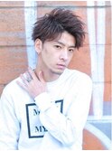 リバースかき上げヘア　サイドパート