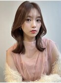 チョコレートブラウン　くびれヘア　透明感　シースルーバング