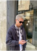 スパイキーショートホワイトカラーハイトーンカラー