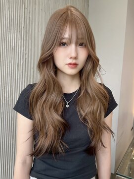 ソル バロール 表参道(SOL .valor) ハイトーンカラーブロンドミルクティーベージュ顔周りレイヤー◆