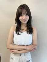 マリアバイアフロート(Maria by AFLOAT)&nbsp;大人グレーアッシュハッシュレイヤーセミロング