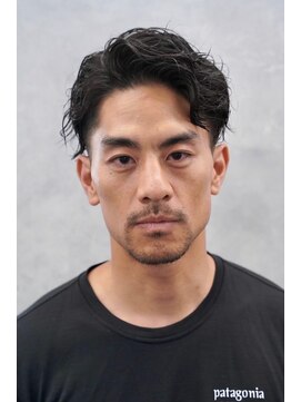 トラスト ザ バーバー 東京駅八重洲店(TRUST the Barber) アップバング/スパイラルパーマ/ツーブロック