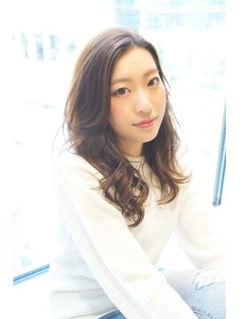 ビーハイブ 一番町店 アヴェダ(BEHIVE) ２０代３０代女性オススメ！大人のベーシックロング