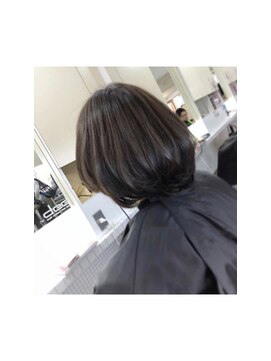 ディー(dee) dee 柔らかボブ